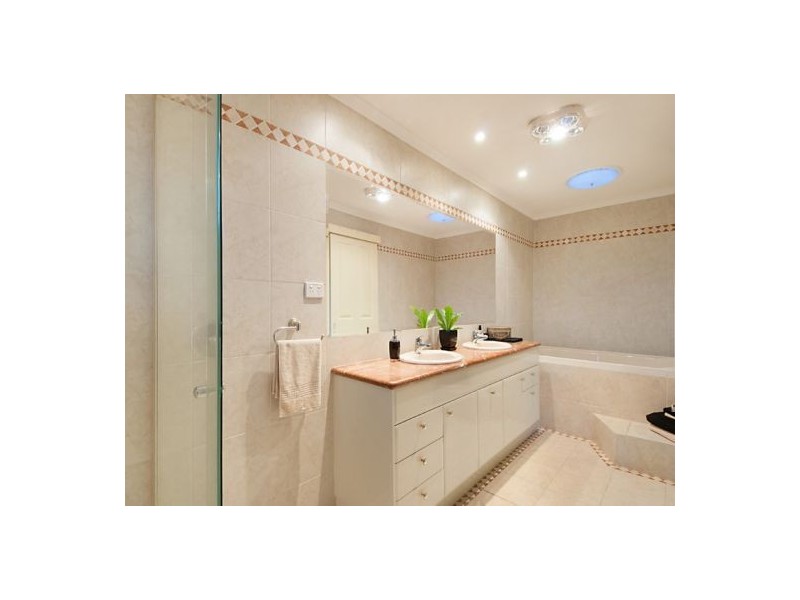 67 Okinja Road, Alexandra Headland QLD 4572
