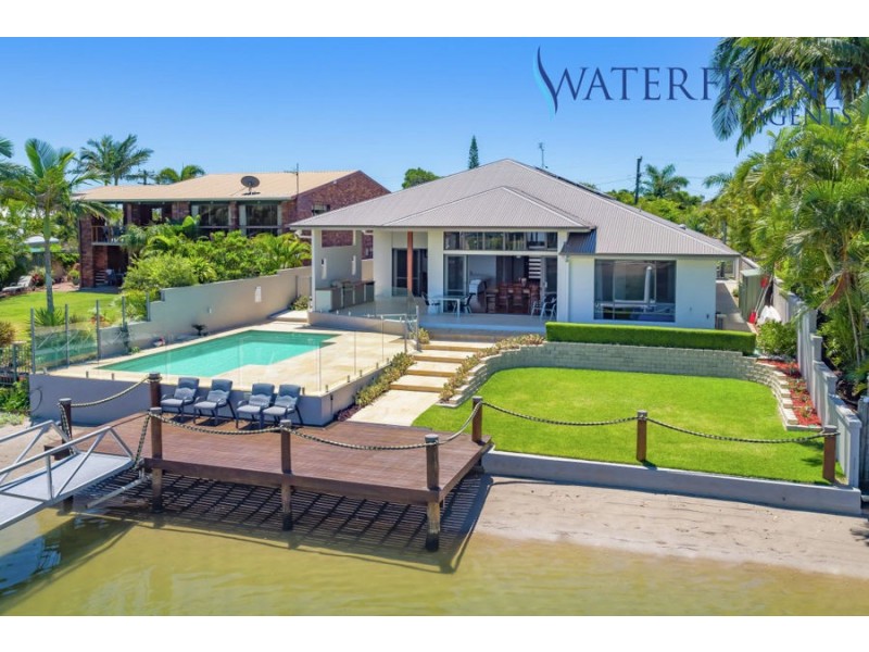 8 Birubi Street, Minyama QLD 4575