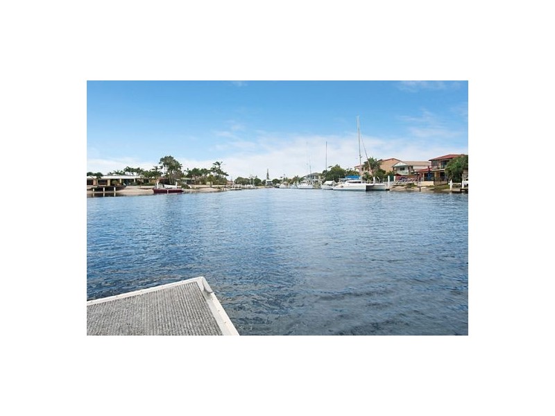 19 Adelong Crescent, Buddina QLD 4575