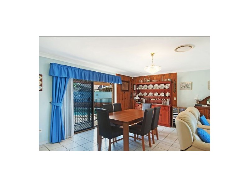 19 Adelong Crescent, Buddina QLD 4575