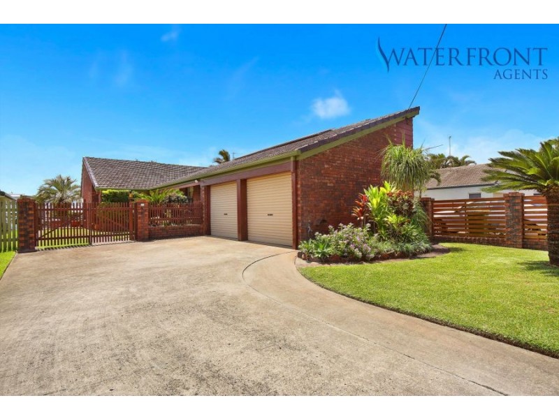 25 Kumbada Court, Minyama QLD 4575