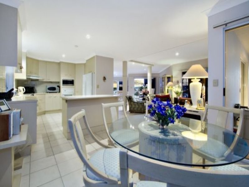 2 Harbour Parade, Buddina QLD 4575