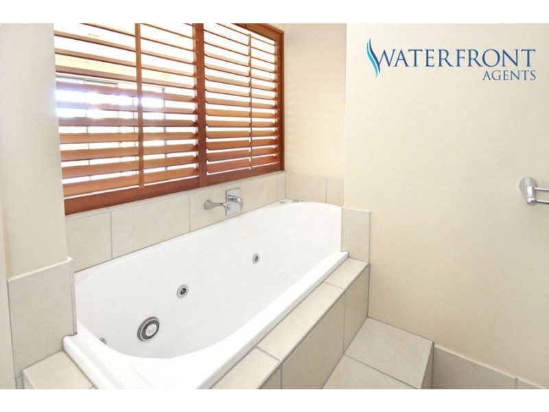 34/1 Grenada Way, Kawana Island QLD 4575