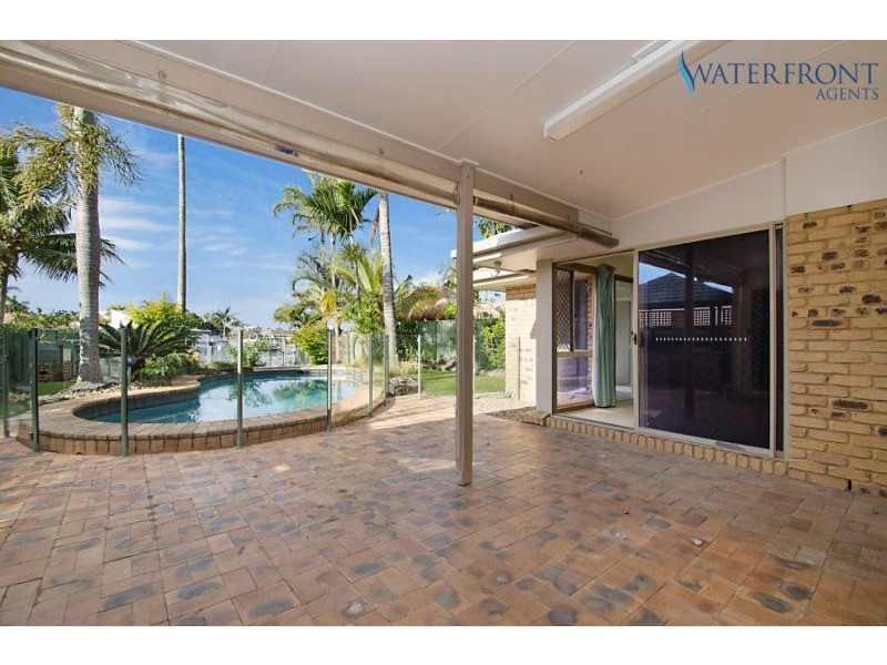 1 Myoora Court, Minyama QLD 4575