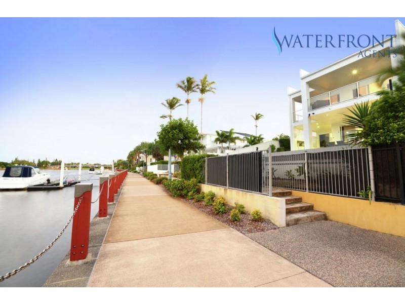 10 Majorca Place, Kawana Island QLD 4575