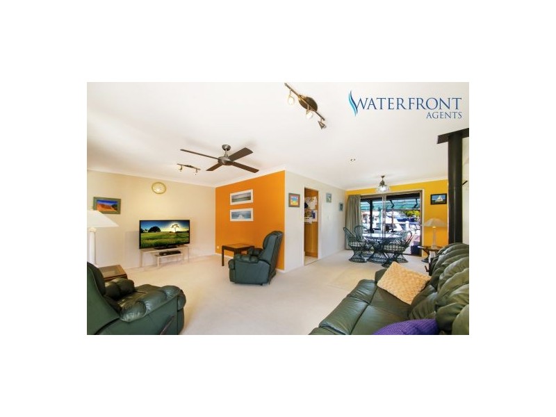 14 Kooringal Crescent, Buddina QLD 4575