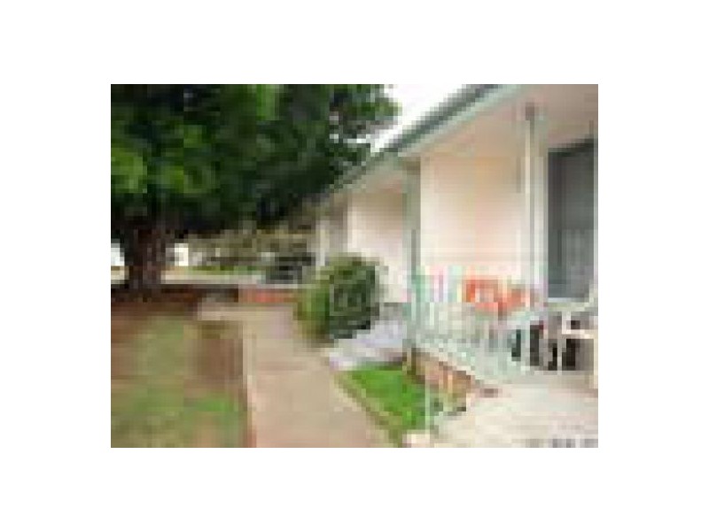 71 Lawrence Hargrave Rd, Warwick Farm NSW 2170