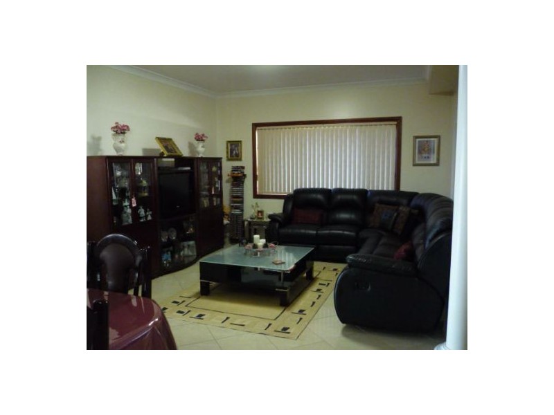 113 Greenway Drive, West Hoxton NSW 2171