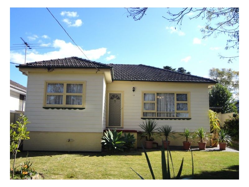 13 Gladys Street, Kingswood NSW 2747