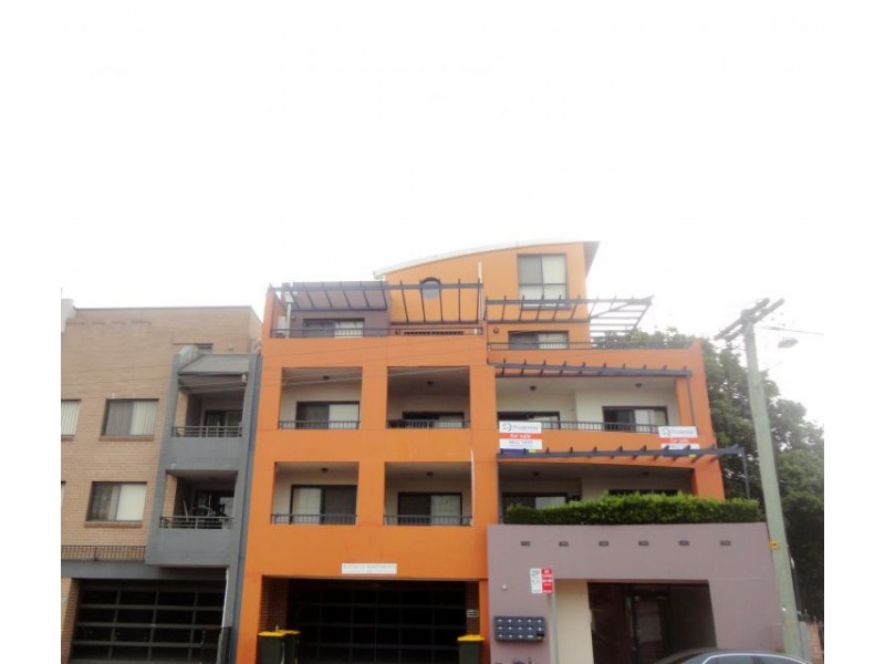 7/49 Bathurst St, Liverpool NSW 2170