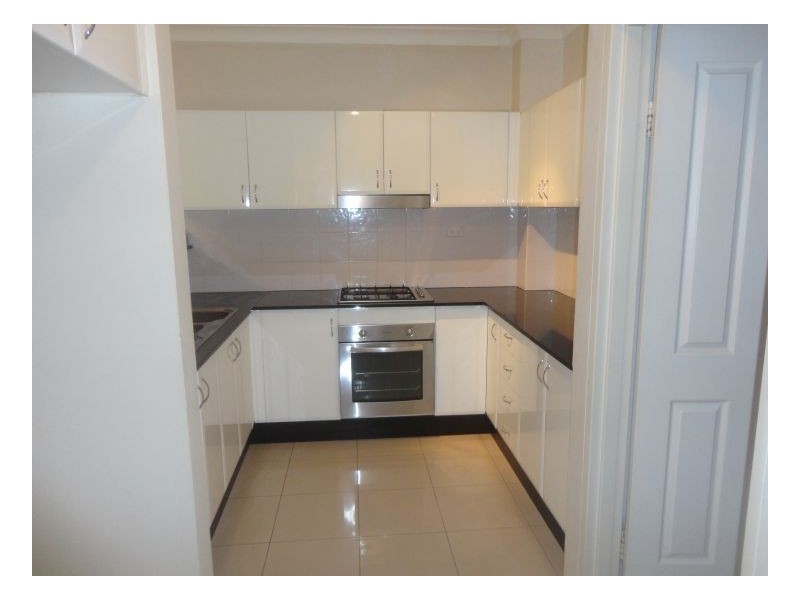 7/49 Bathurst St, Liverpool NSW 2170