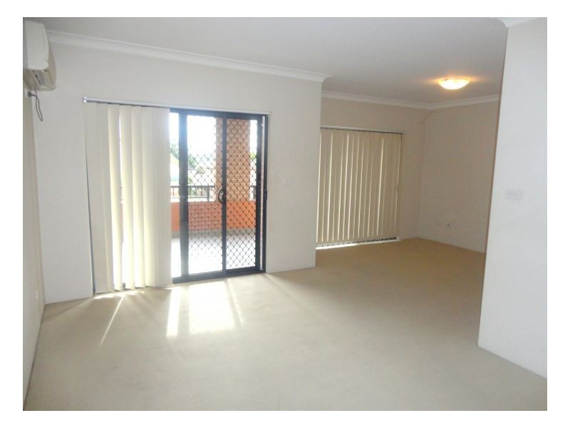 7/49 Bathurst St, Liverpool NSW 2170