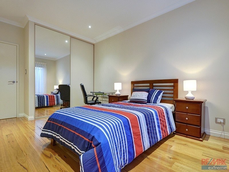 11 Venice Entrance, Iluka WA 6028