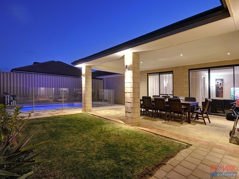 11 Venice Entrance, Iluka WA 6028