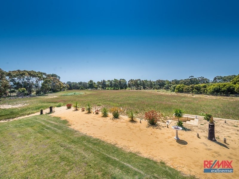 292 Sovereign Hill Drive, Gabbadah WA 6041