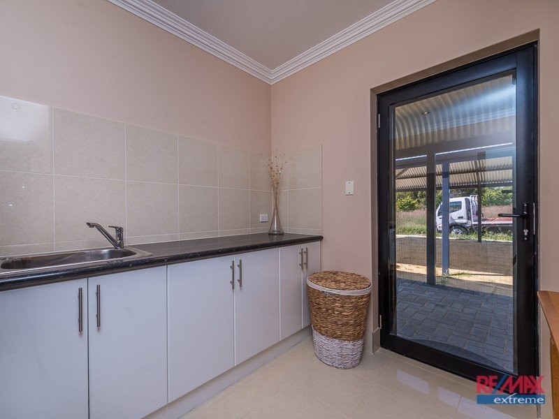 292 Sovereign Hill Drive, Gabbadah WA 6041