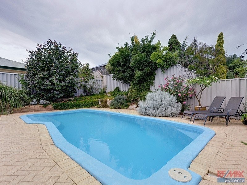 48 Selkirk Drive, Kinross WA 6028