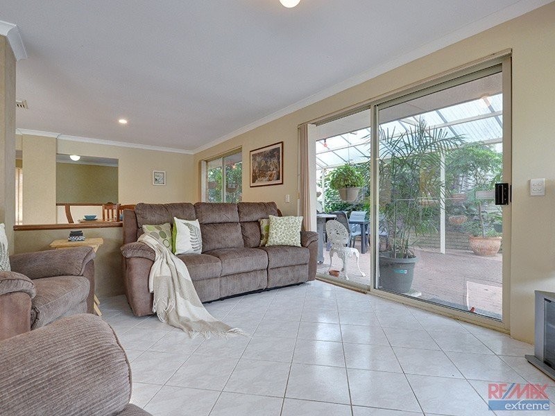 48 Selkirk Drive, Kinross WA 6028