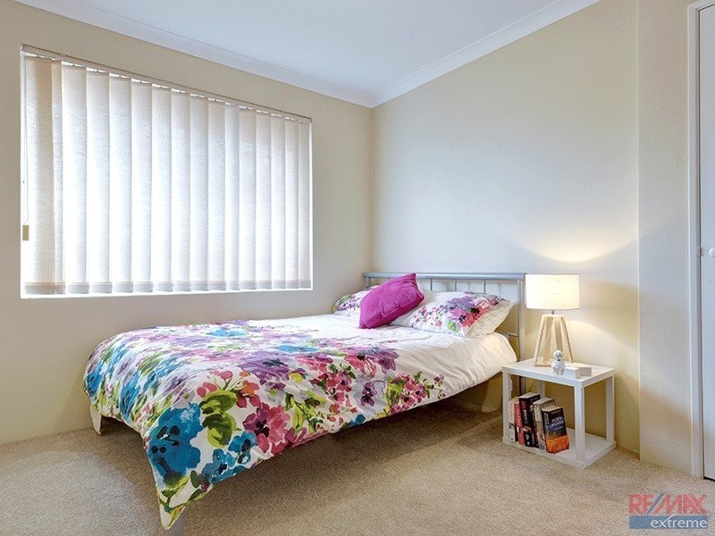 48 Selkirk Drive, Kinross WA 6028