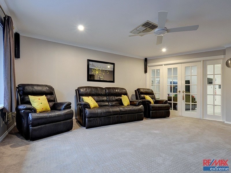 200 Delgado Parade, Iluka WA 6028