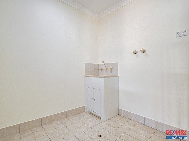 2 Stow Lane, Kinross WA 6028