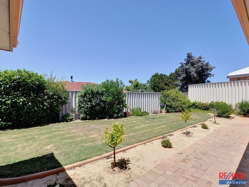 2 Stow Lane, Kinross WA 6028