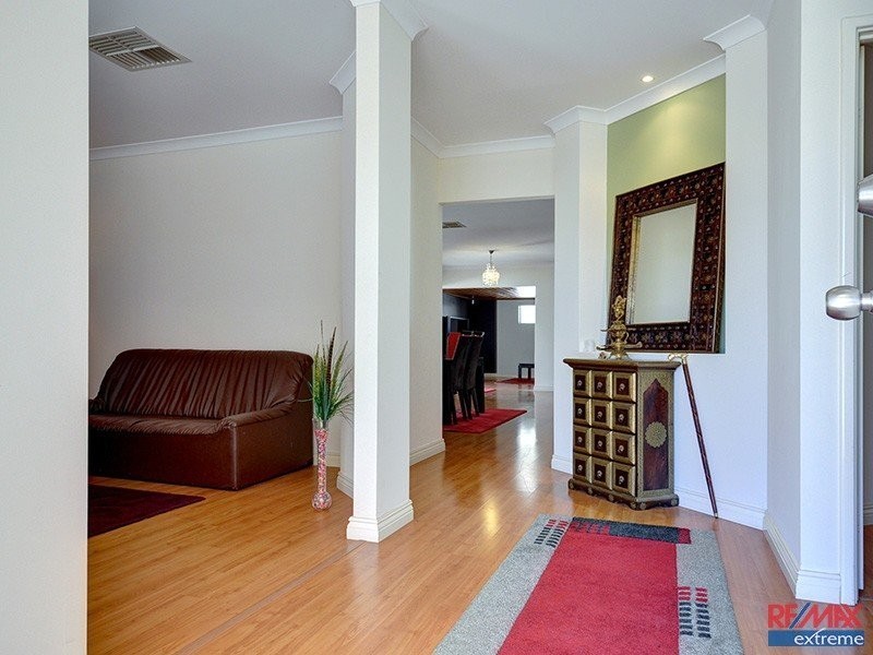 7 Walbrook Mews, Landsdale WA 6065