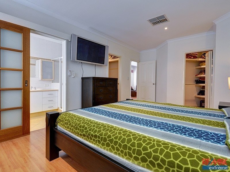 7 Walbrook Mews, Landsdale WA 6065