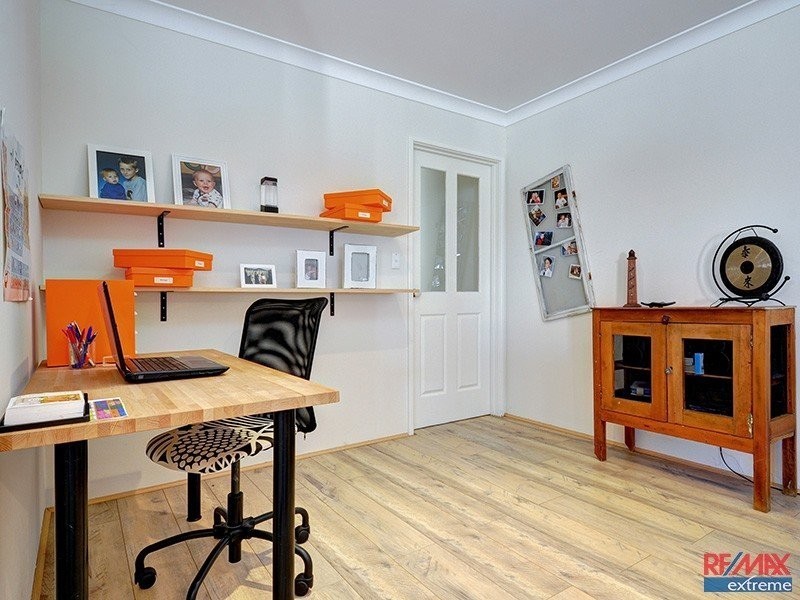 2 McKee Place, Kingsley WA 6026