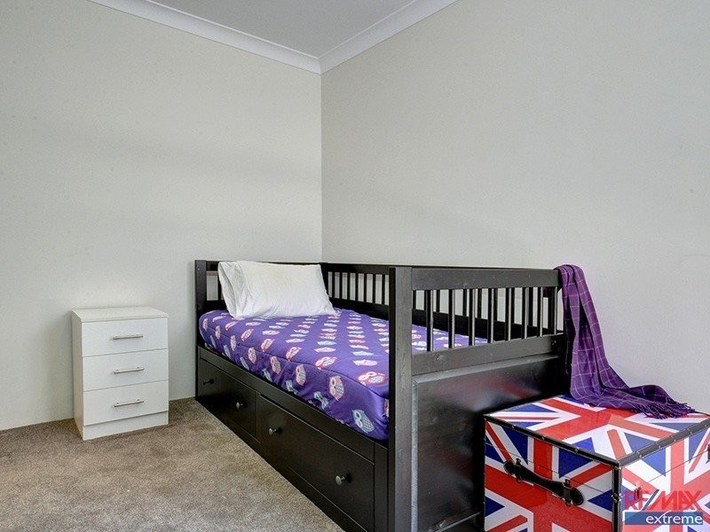 2 McKee Place, Kingsley WA 6026