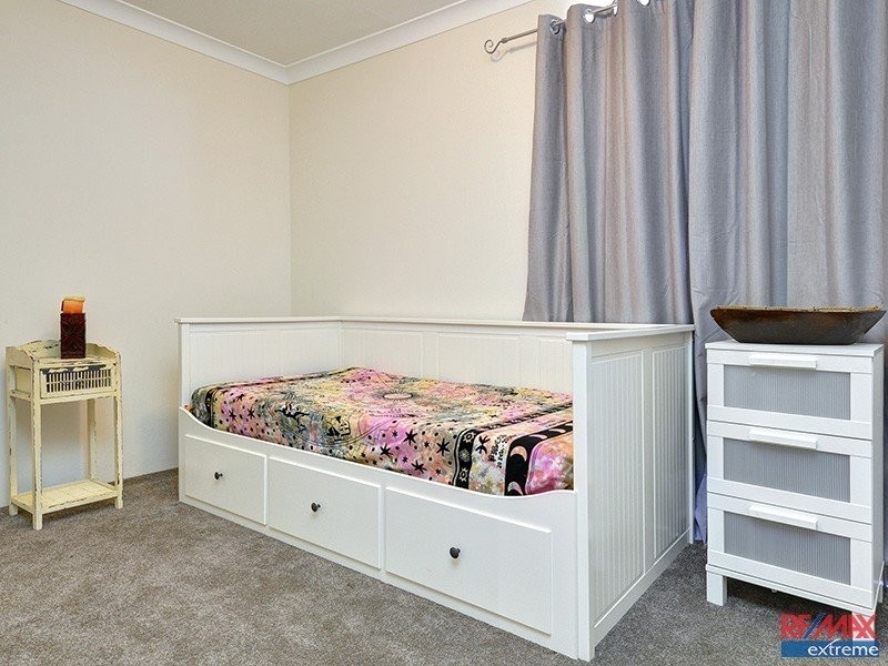 2 McKee Place, Kingsley WA 6026