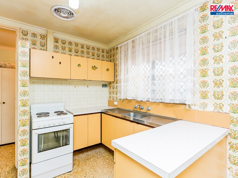 182 Camberwarra Drive, Craigie WA 6025