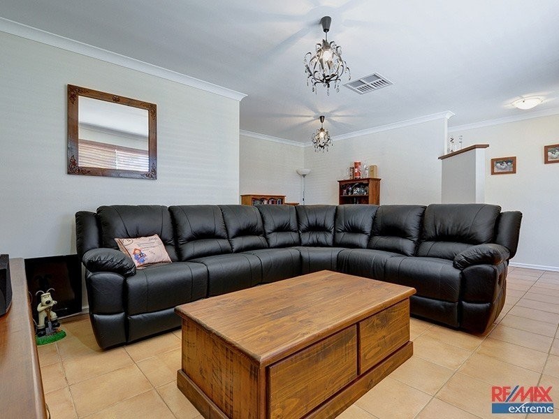 10 Carrick Way, Kinross WA 6028