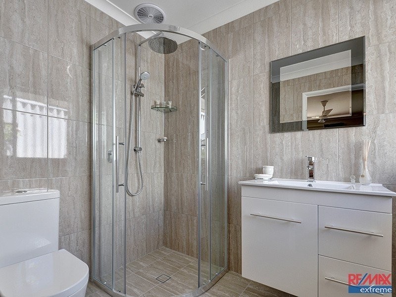 10 Carrick Way, Kinross WA 6028