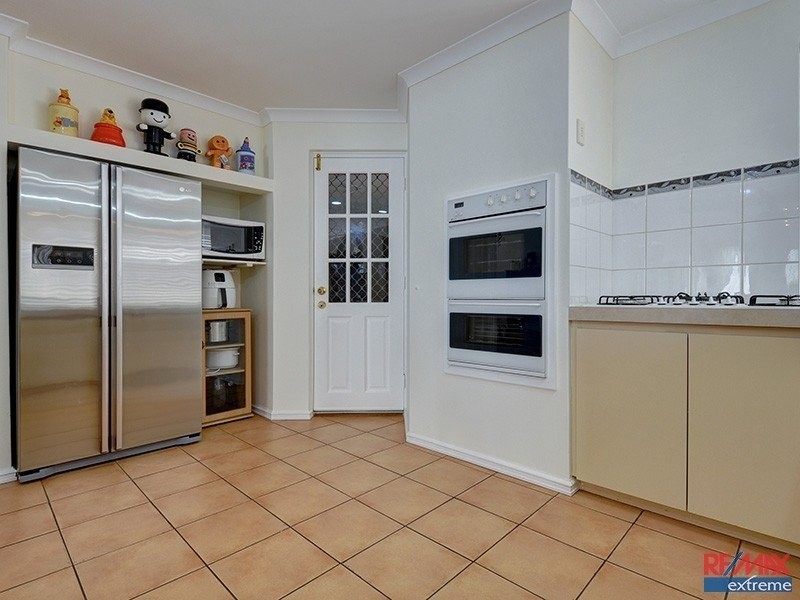 10 Carrick Way, Kinross WA 6028