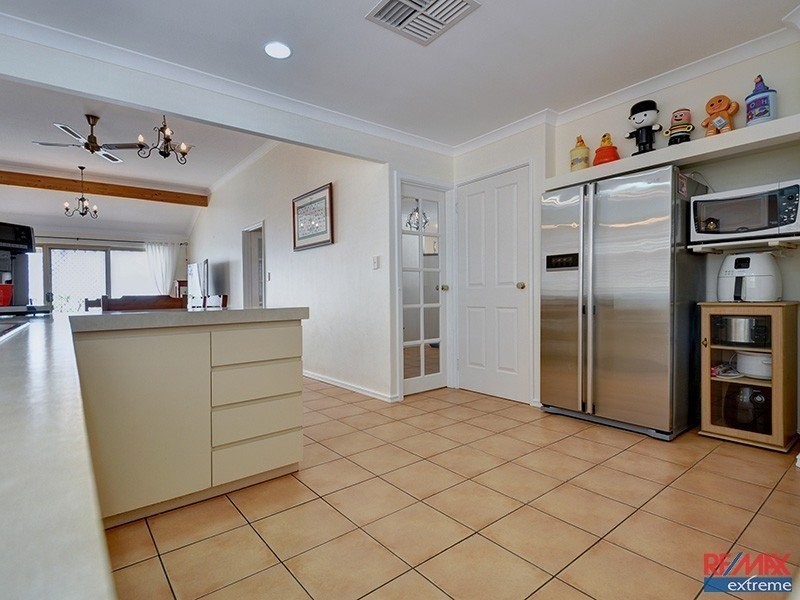 10 Carrick Way, Kinross WA 6028