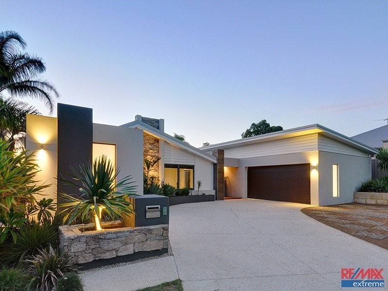 9 Brechin Court, Duncraig WA 6023