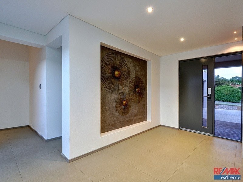 9 Brechin Court, Duncraig WA 6023