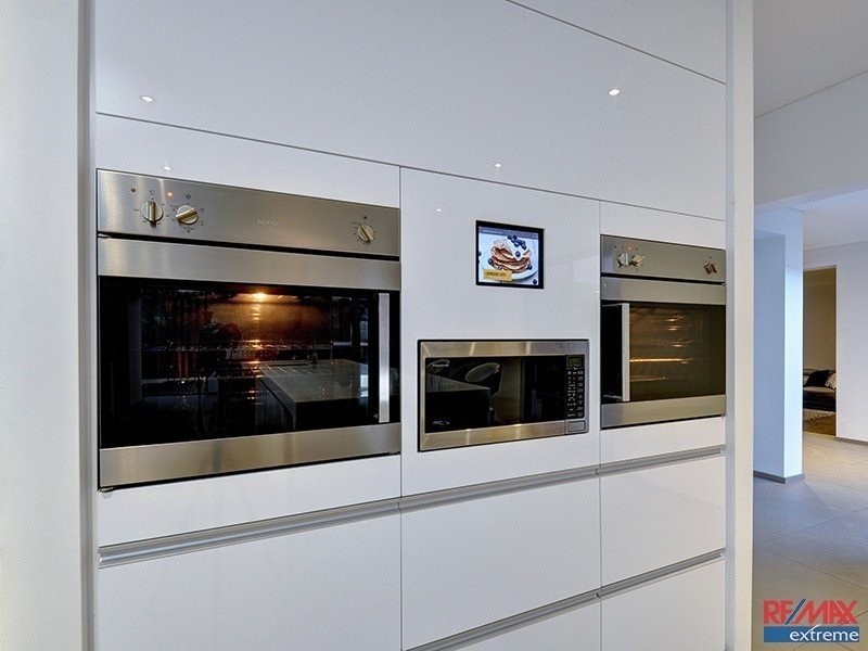 9 Brechin Court, Duncraig WA 6023