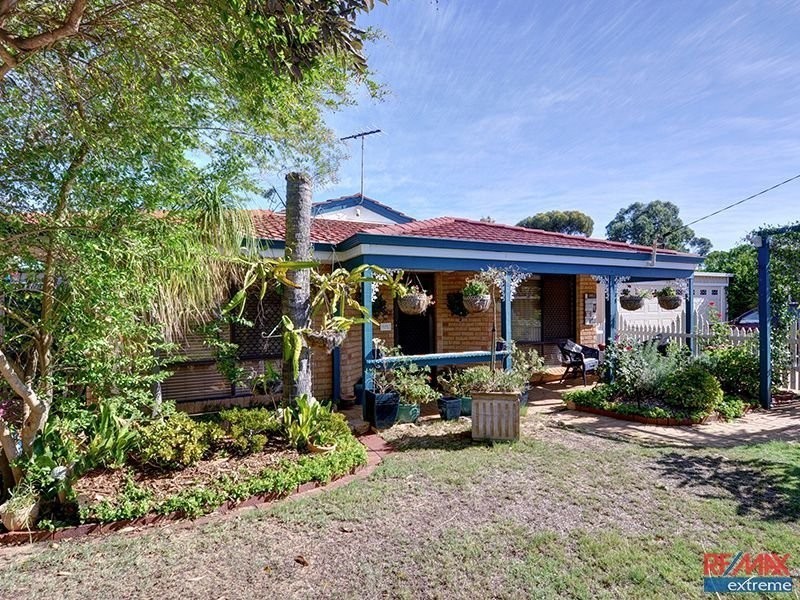 10 Theba Court, Heathridge WA 6027