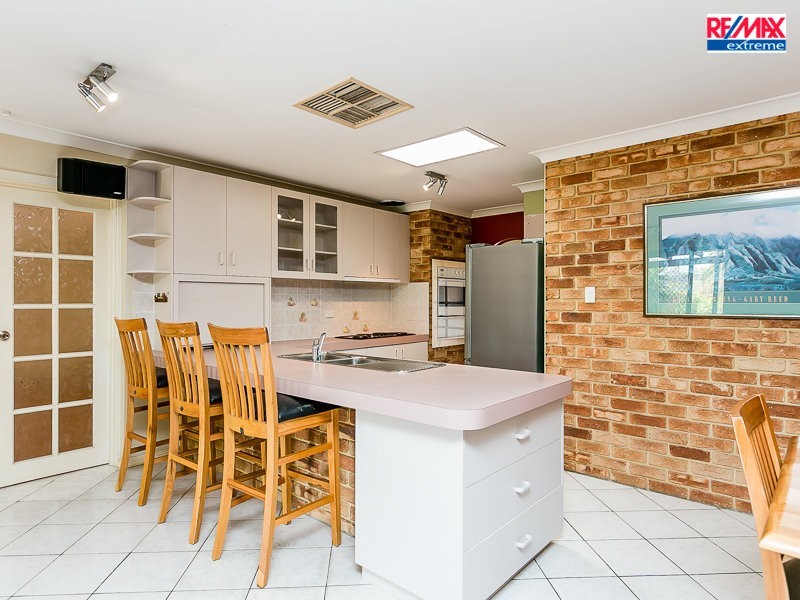 5 Caprice Place, Heathridge WA 6027