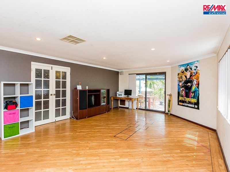 5 Caprice Place, Heathridge WA 6027