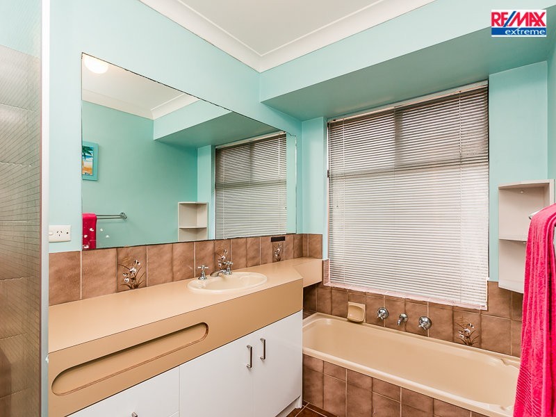 5 Caprice Place, Heathridge WA 6027