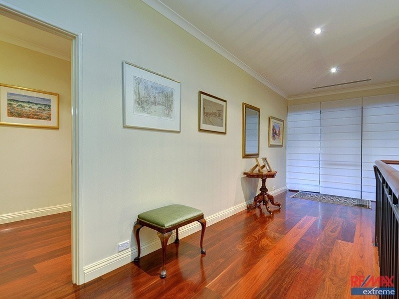 34 Axbridge Street, Karrinyup WA 6018