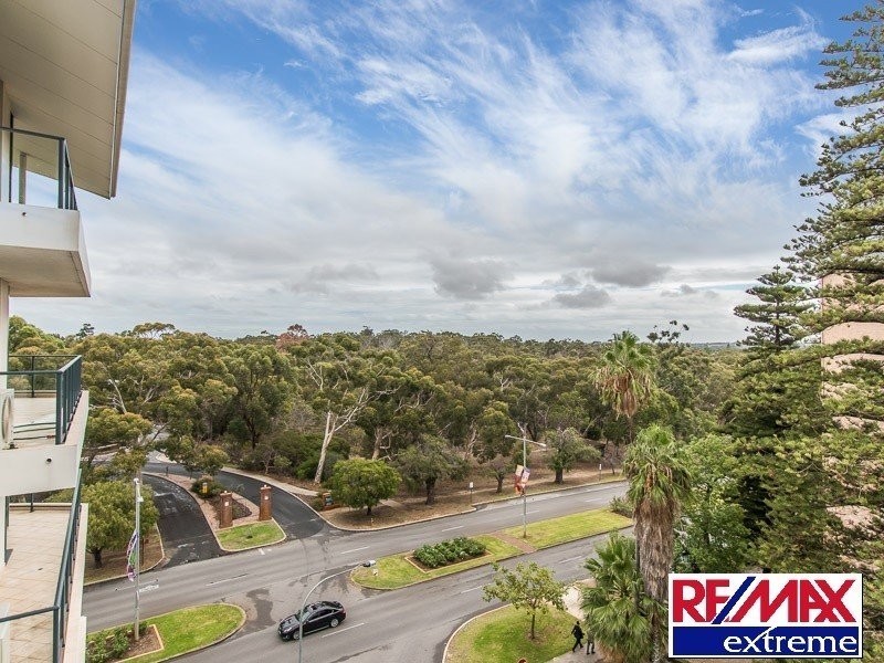 62/36 Kings Park Road, West Perth WA 6005