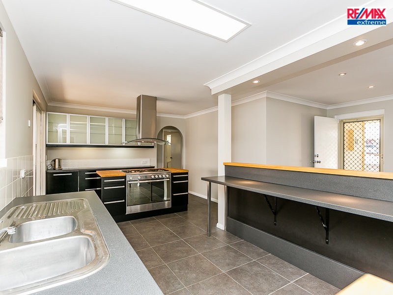 10 Balmain Way, Heathridge WA 6027