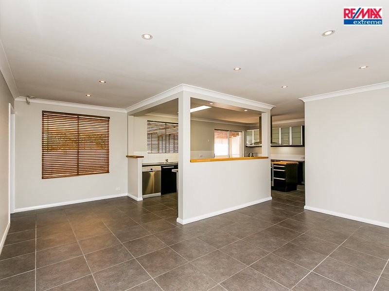 10 Balmain Way, Heathridge WA 6027