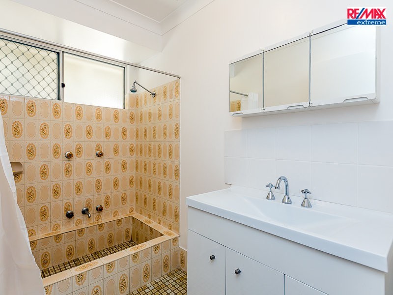 10 Balmain Way, Heathridge WA 6027