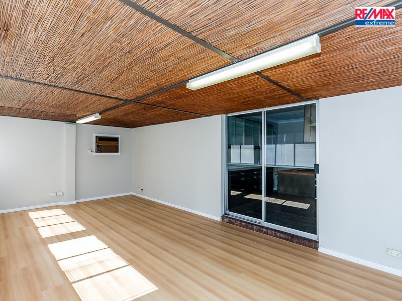 10 Balmain Way, Heathridge WA 6027