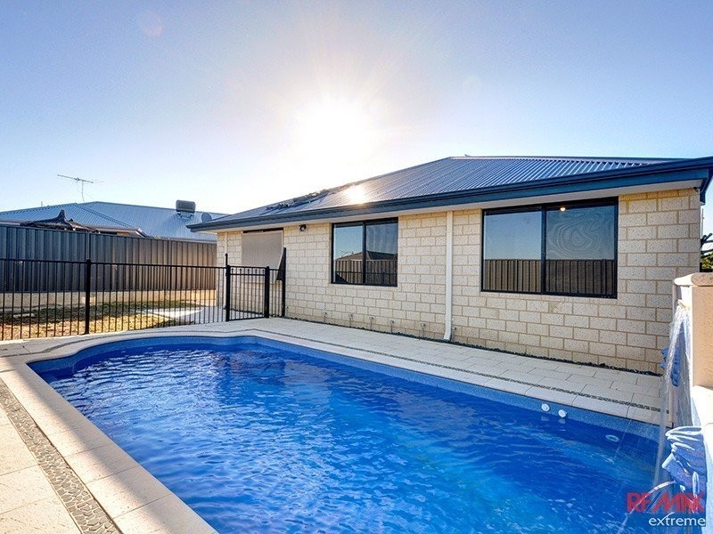 9 Saxicola Road, Banksia Grove WA 6031